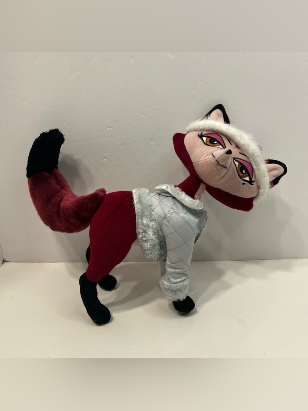 Bratz Petz Foxz Reilly Plush stuffed Animal winter fashion 2004 MGA doll